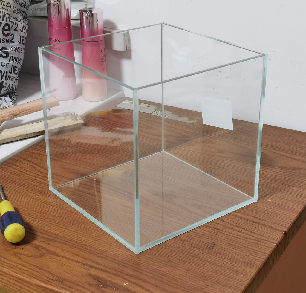 Small Nano Tall Rimless Glass Fish Tank 2 Gallon Y339054