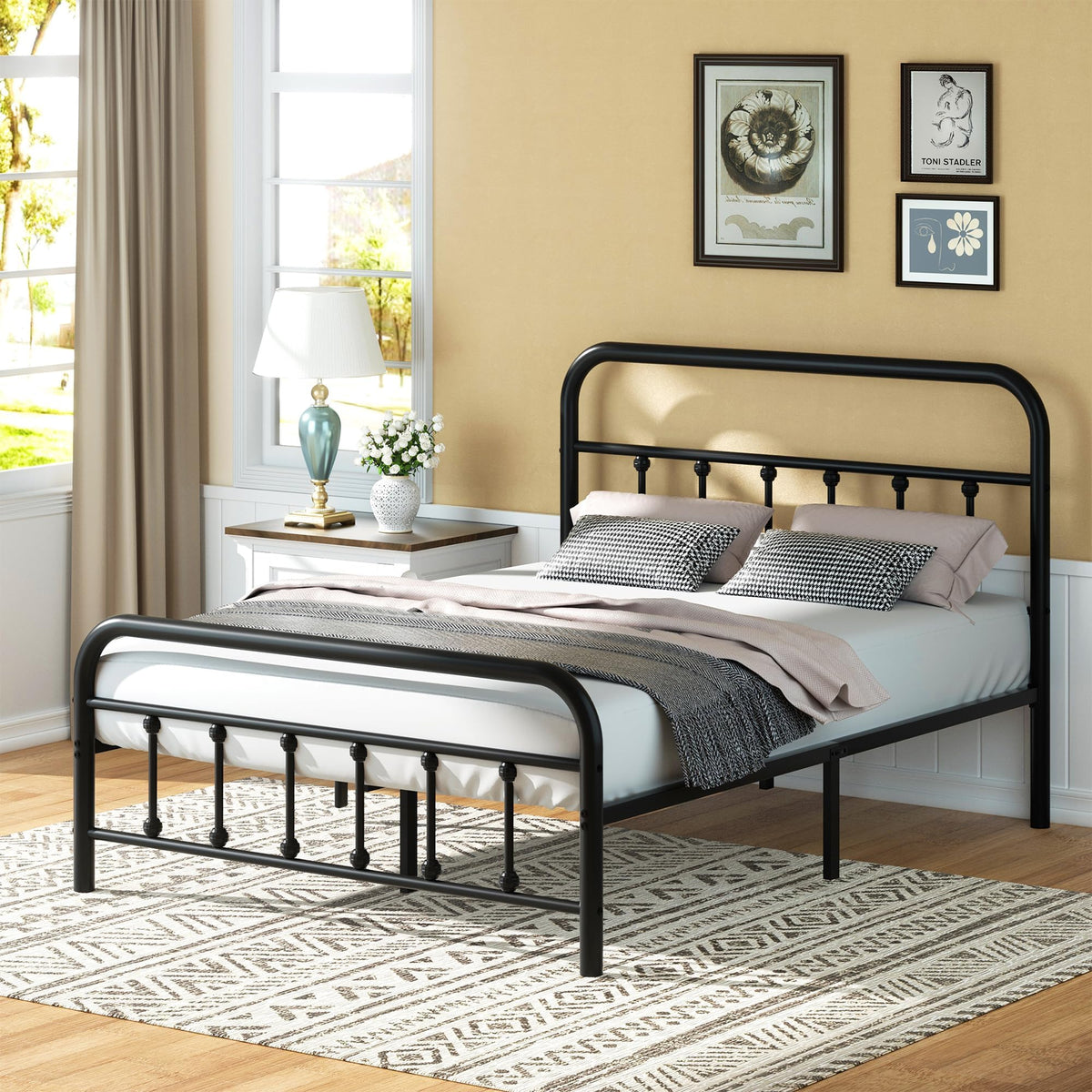 Full Size Black Metal Platform Bed Frame with Headboard R5894